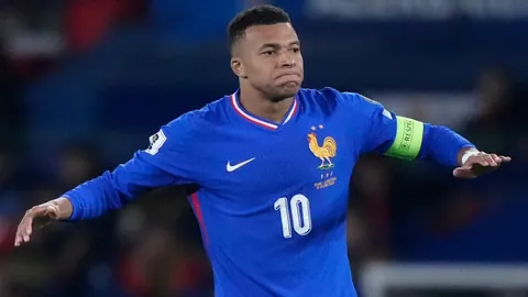 [图]海港客场惊险取胜河南 1-0绝杀武磊赢得点球